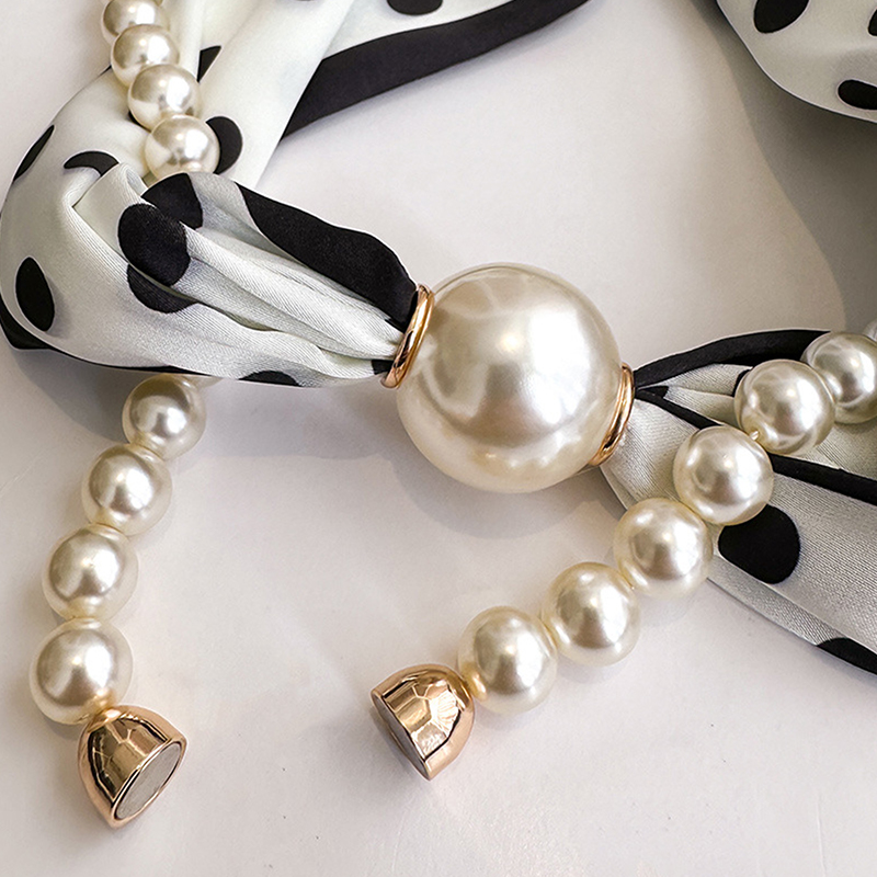 Атласный шейный платок с жемчу – обзор и цена Pearl Trim Chain